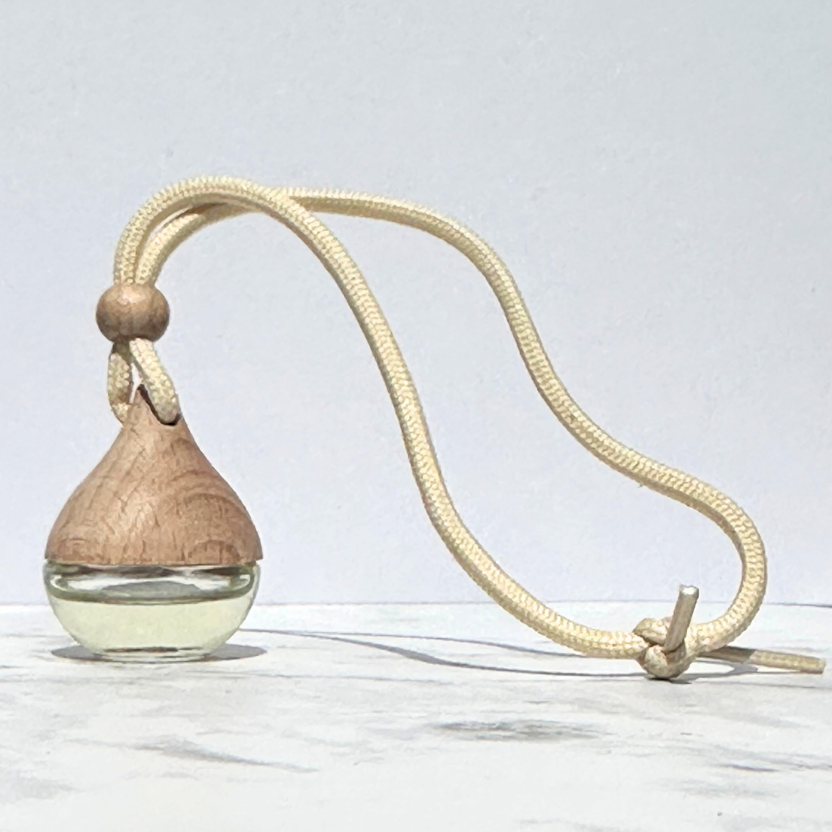 Essential Oil Scented Car Diffuser – 4 mL