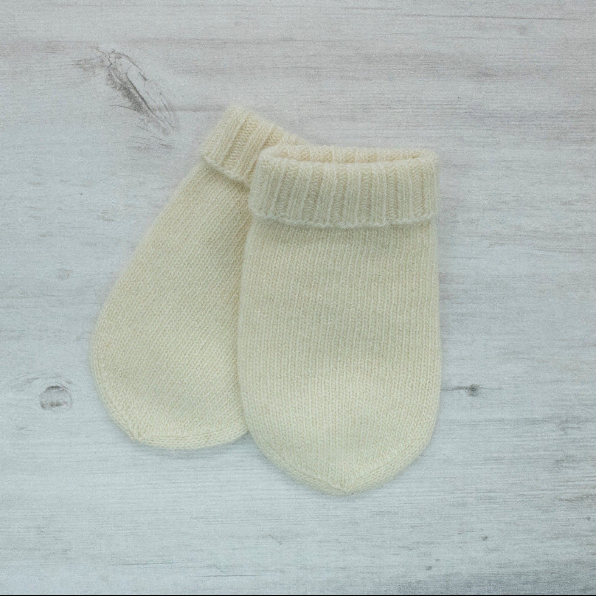 BABY CASHMERE MITTENS-0