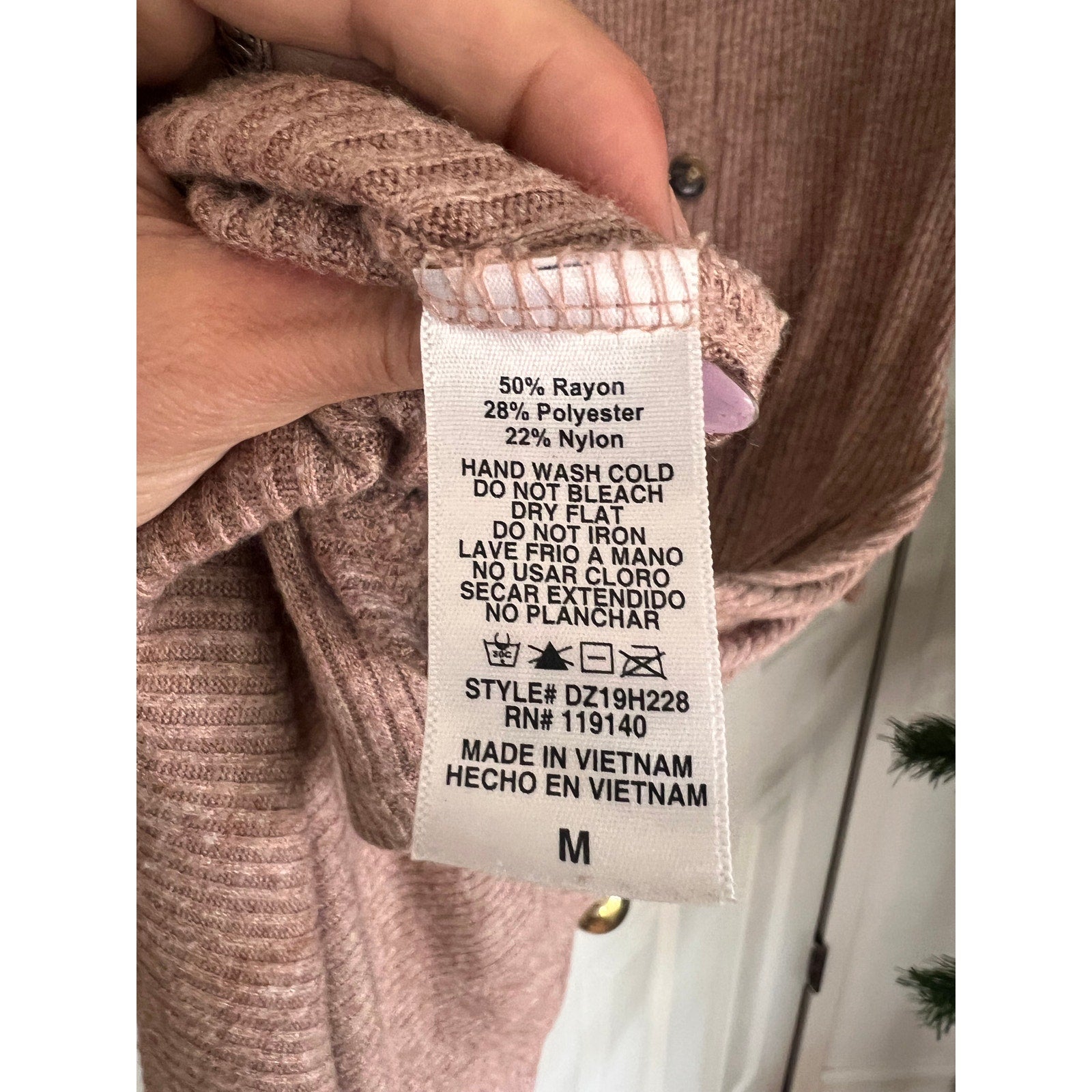 Button-Up Long Sleeve Sweater Dress – M