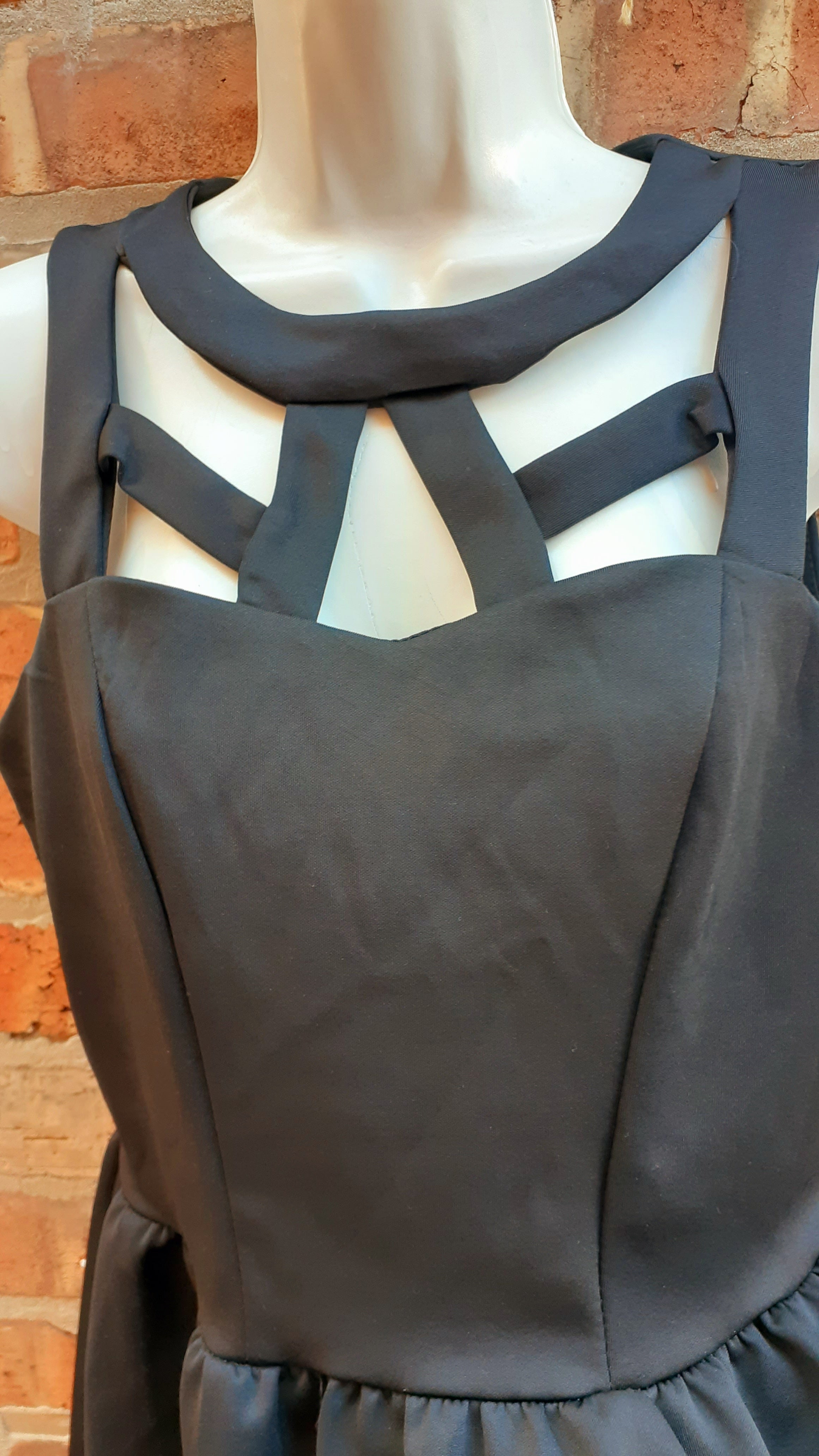 Glam Vintage Cocktail Dress – Black/Size L