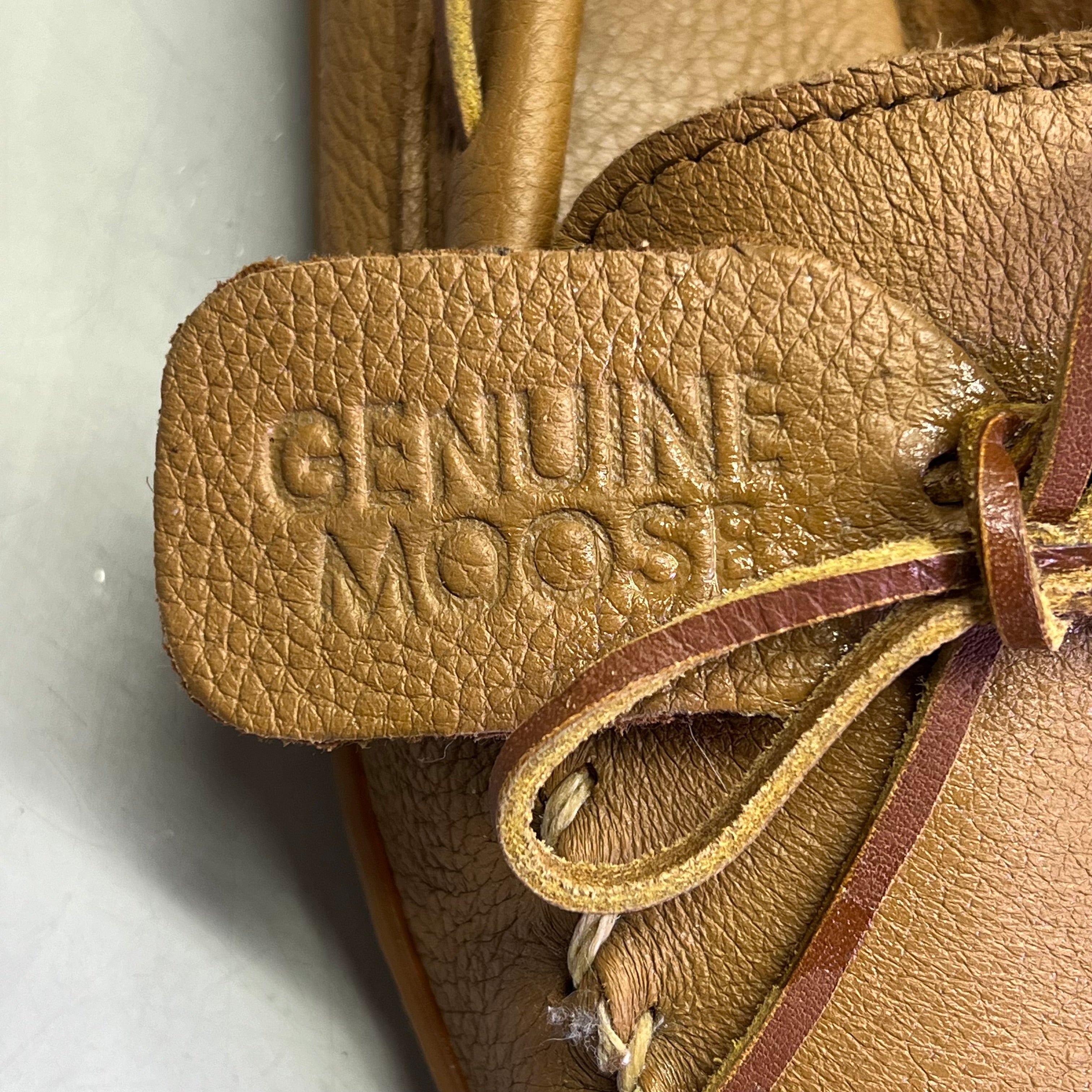MINNETONKA Genuine Pre-Owned Moosehide Classic – Size Men's 11 – Natural/Brown