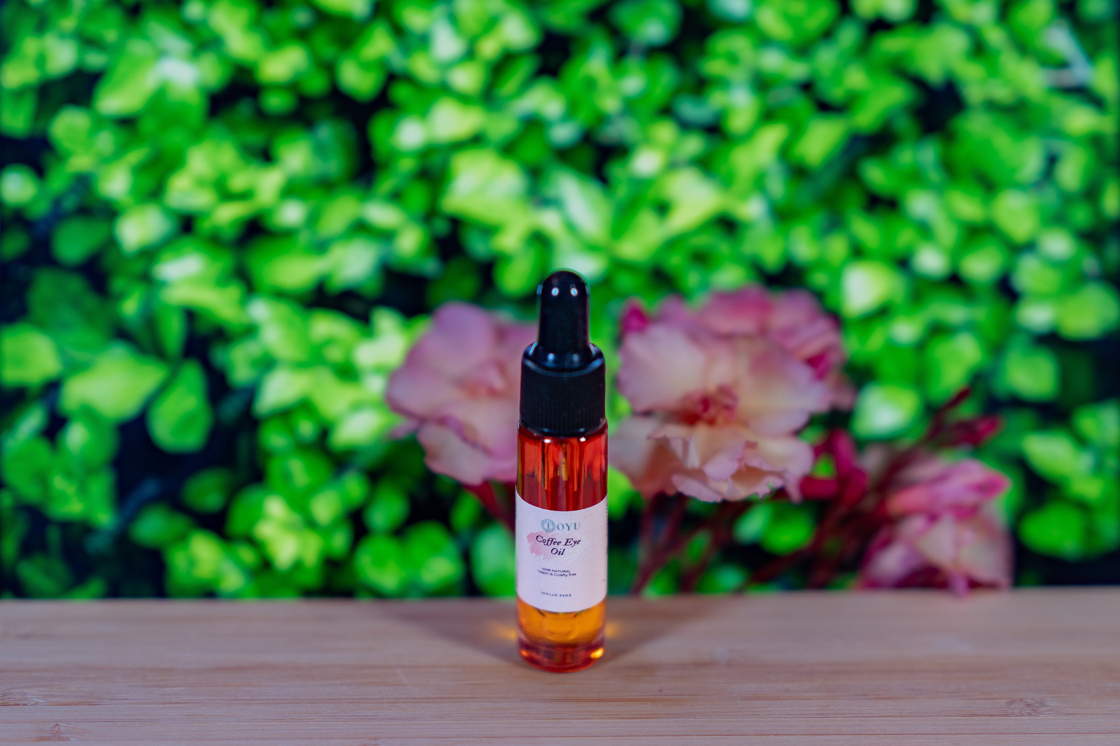 Organic Coffee Bean Eye Oil by Oyu Botanica – Lightweight, Hydrating, Puffiness Reducer