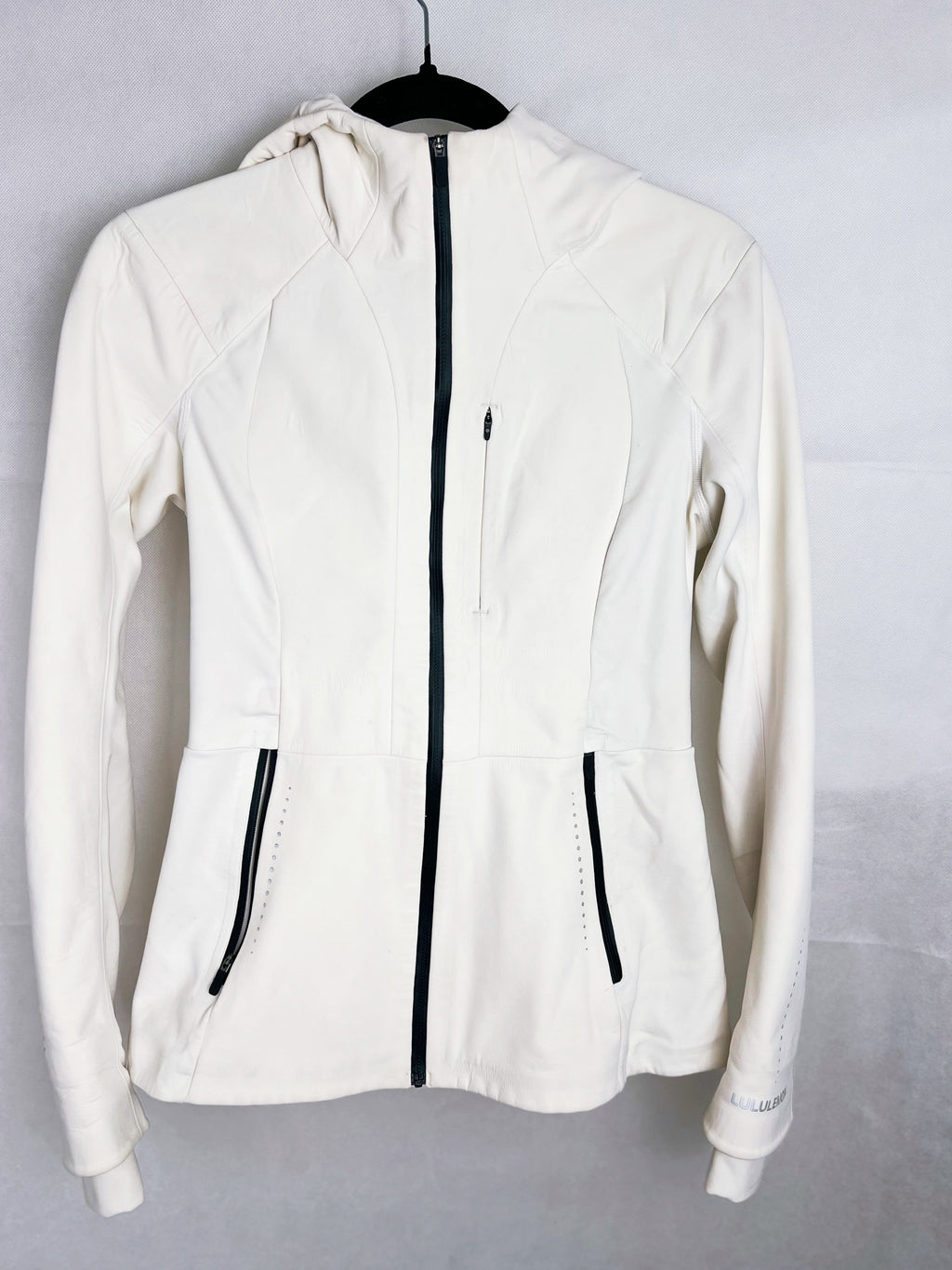 The CROSS CHILL Lululemon Athletica RepellShell Jacket
