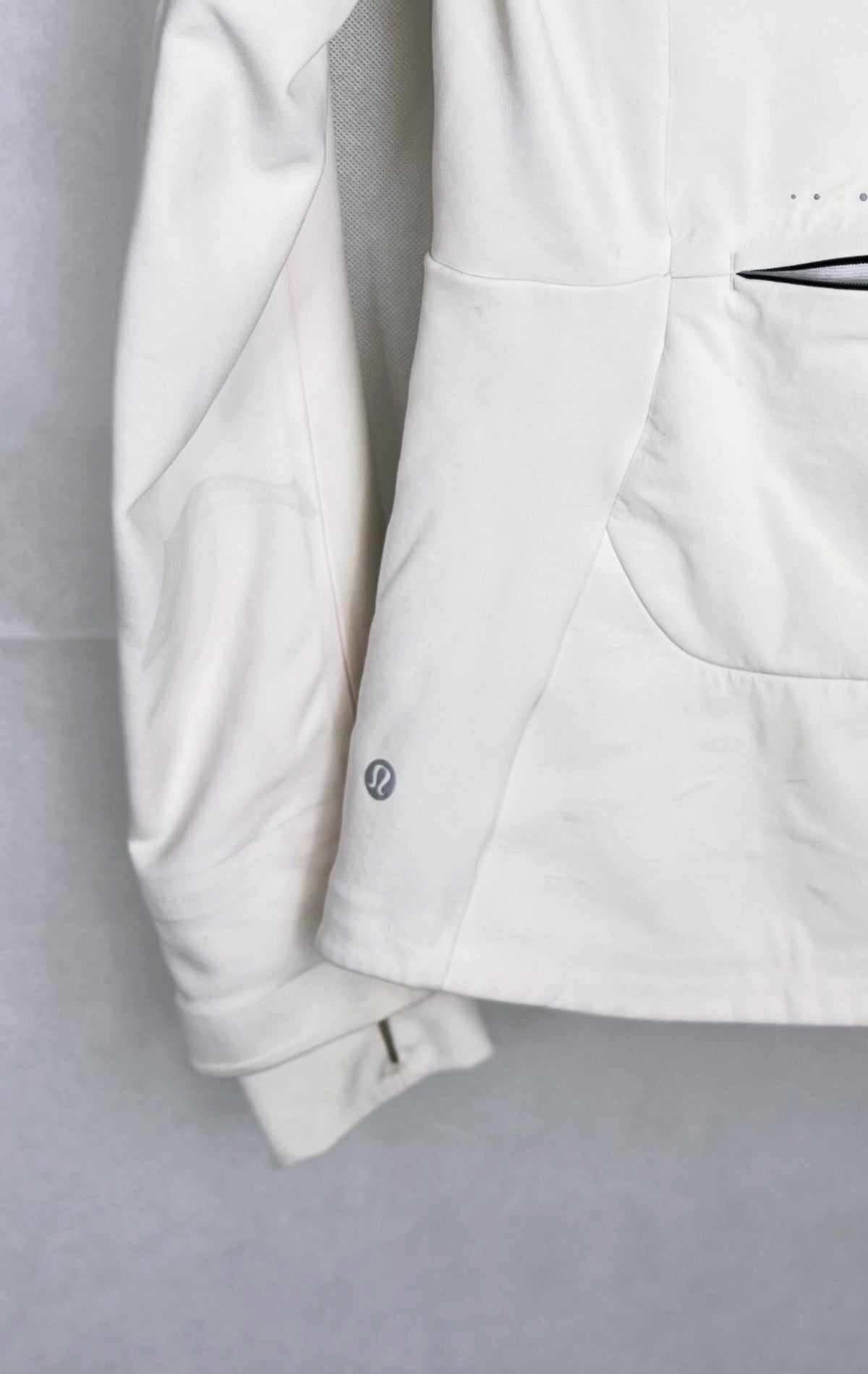 The CROSS CHILL Lululemon Athletica RepellShell Jacket