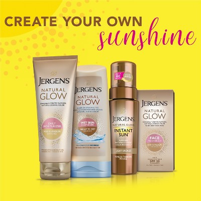 The Jergens NATURAL GLOW SPF 20 Facial Moisturizer + Self Tanner – 2 fl Oz