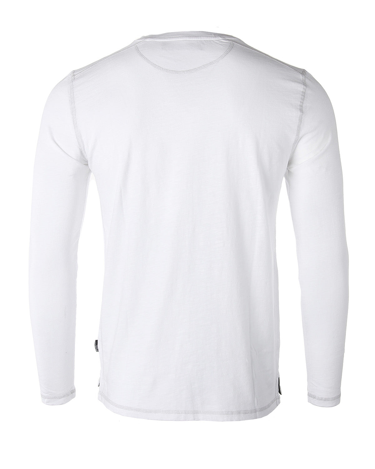 Garment-dyed men's shirt with V-cut neck