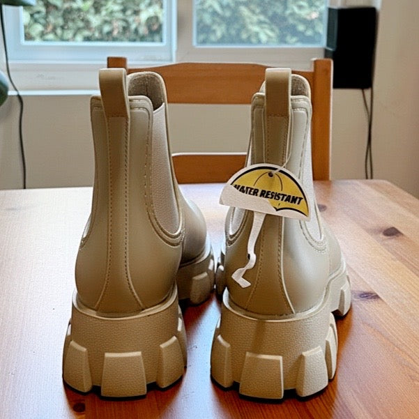 Jeffrey Campbell Women's Rubber Rain Boots – Size 10