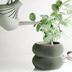 REVOLVE Watering Can-2