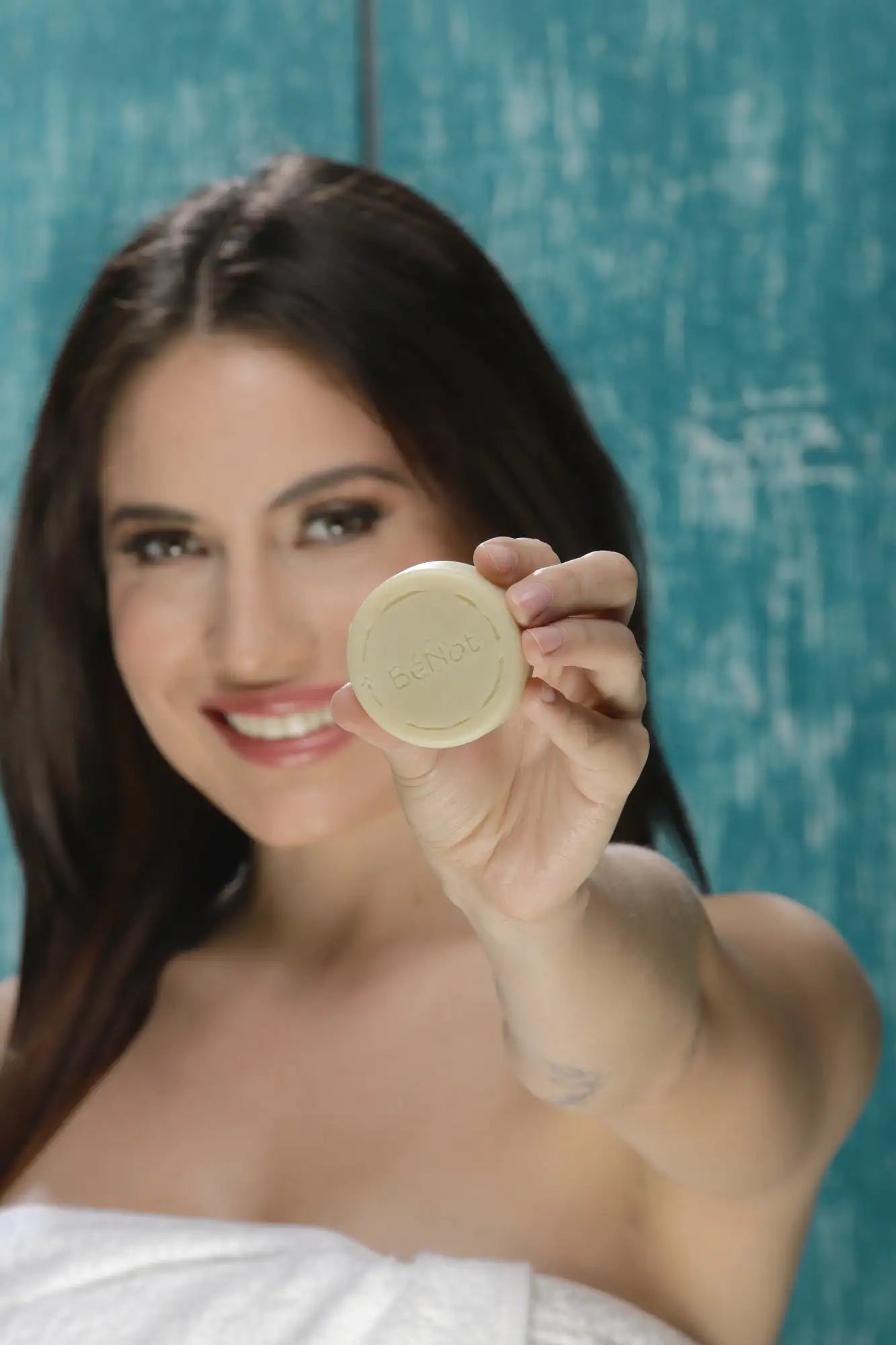 Moisturizing Lotion Bar with Metal Tin Container – 1.41 Oz