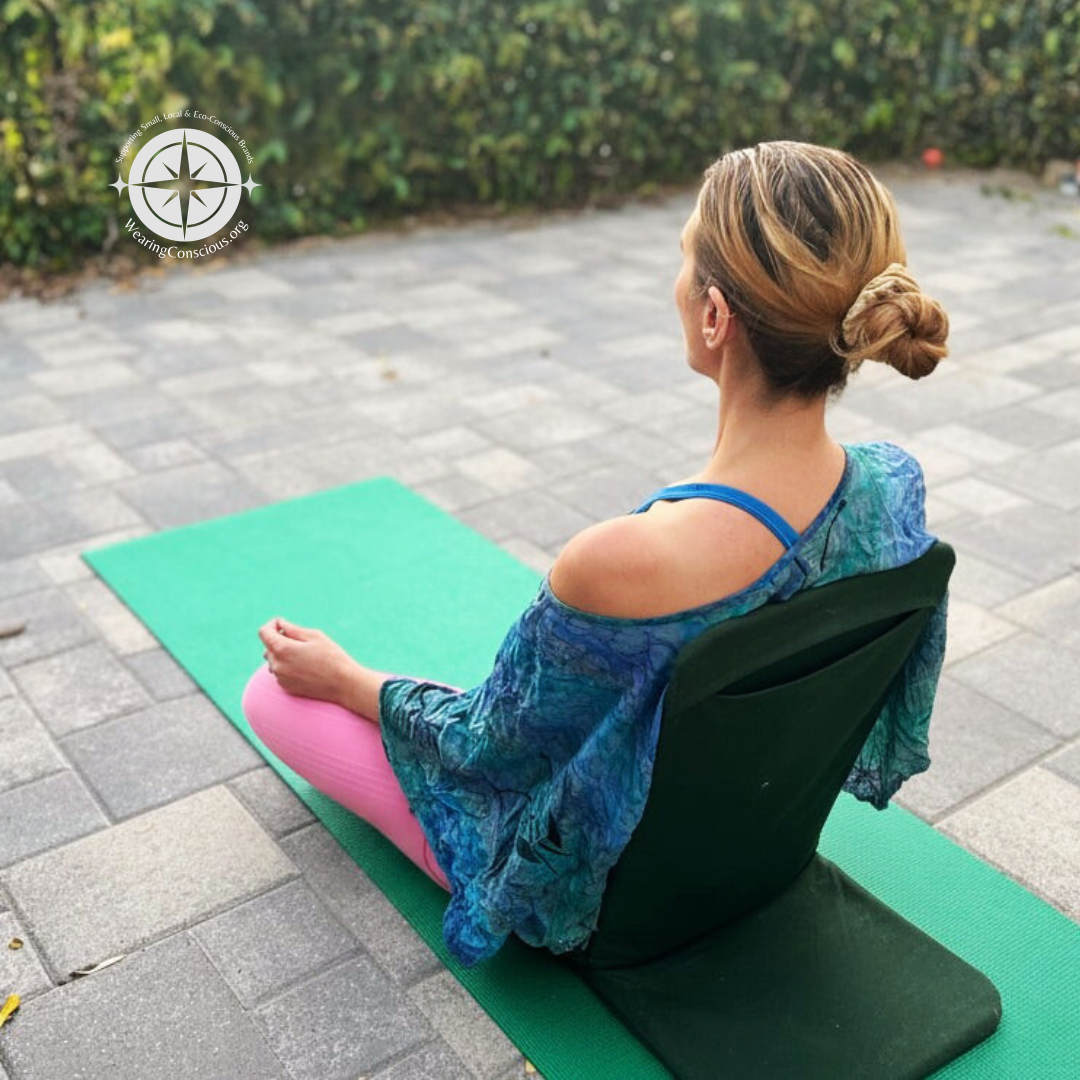 OMSutra Folding Meditation Chair – Portable Comfort for Meditation, Yoga, and More