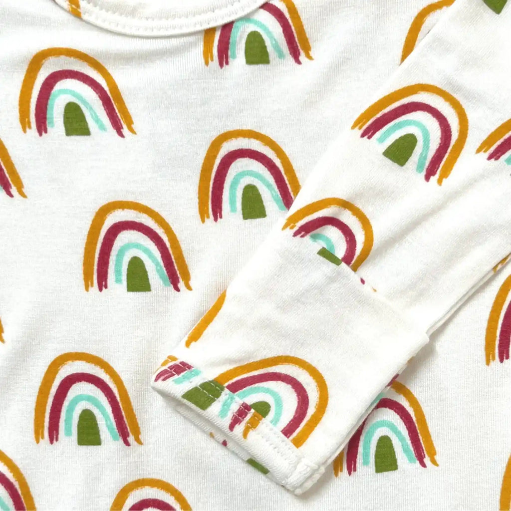 Newborn Bamboo Viscose Gown + Hat Set – Rainbow