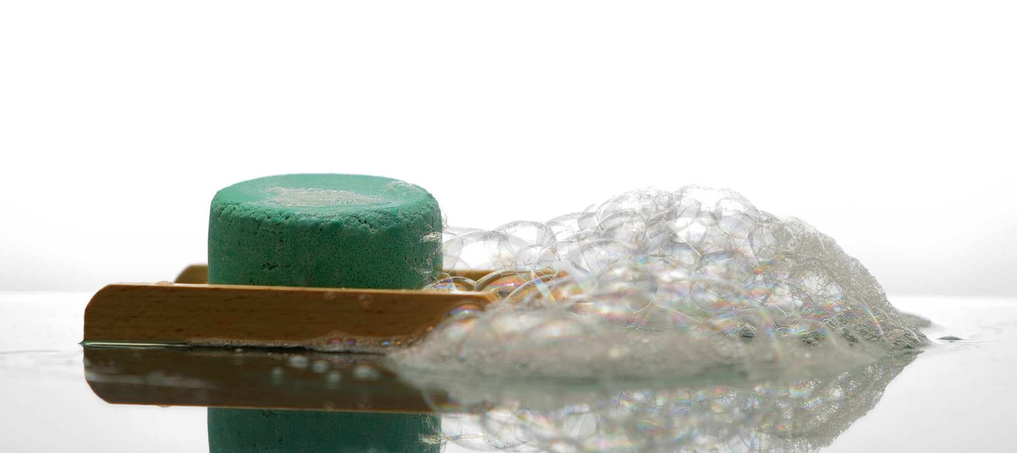 All-Natural Plastic-Free Shampoo Bar