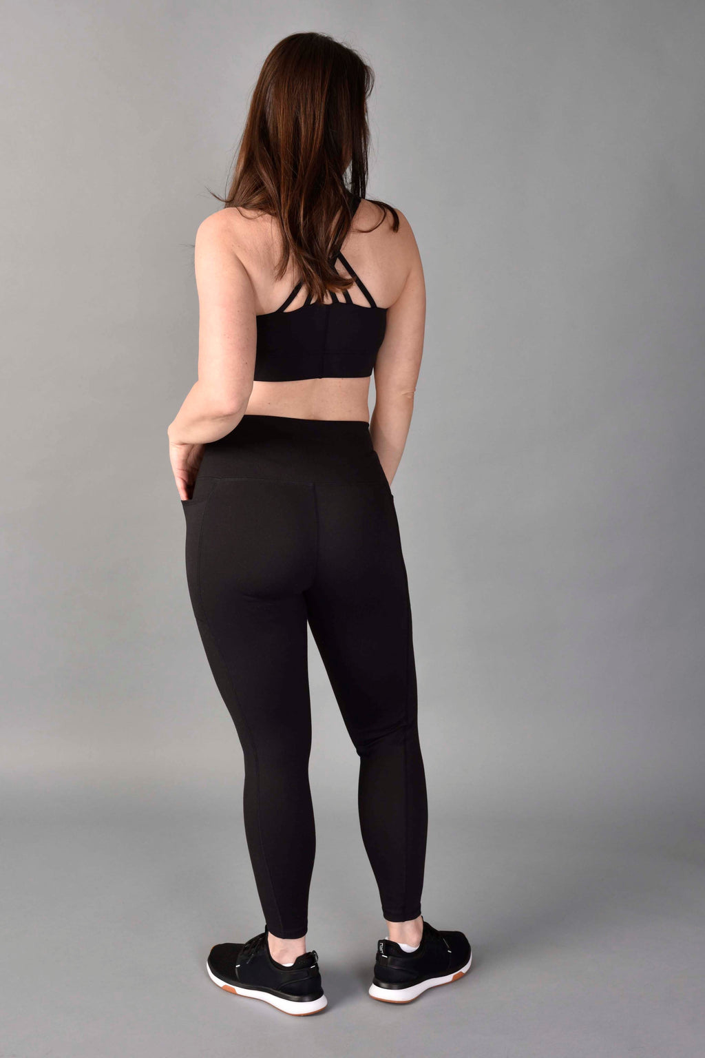 High Rise Side Pocket Recycled Core Compression 7/8 Legging – Matte Black
