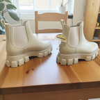 Side_View_Jeffrey_Campbell_Rain_Boots_Right_Side_Womens10