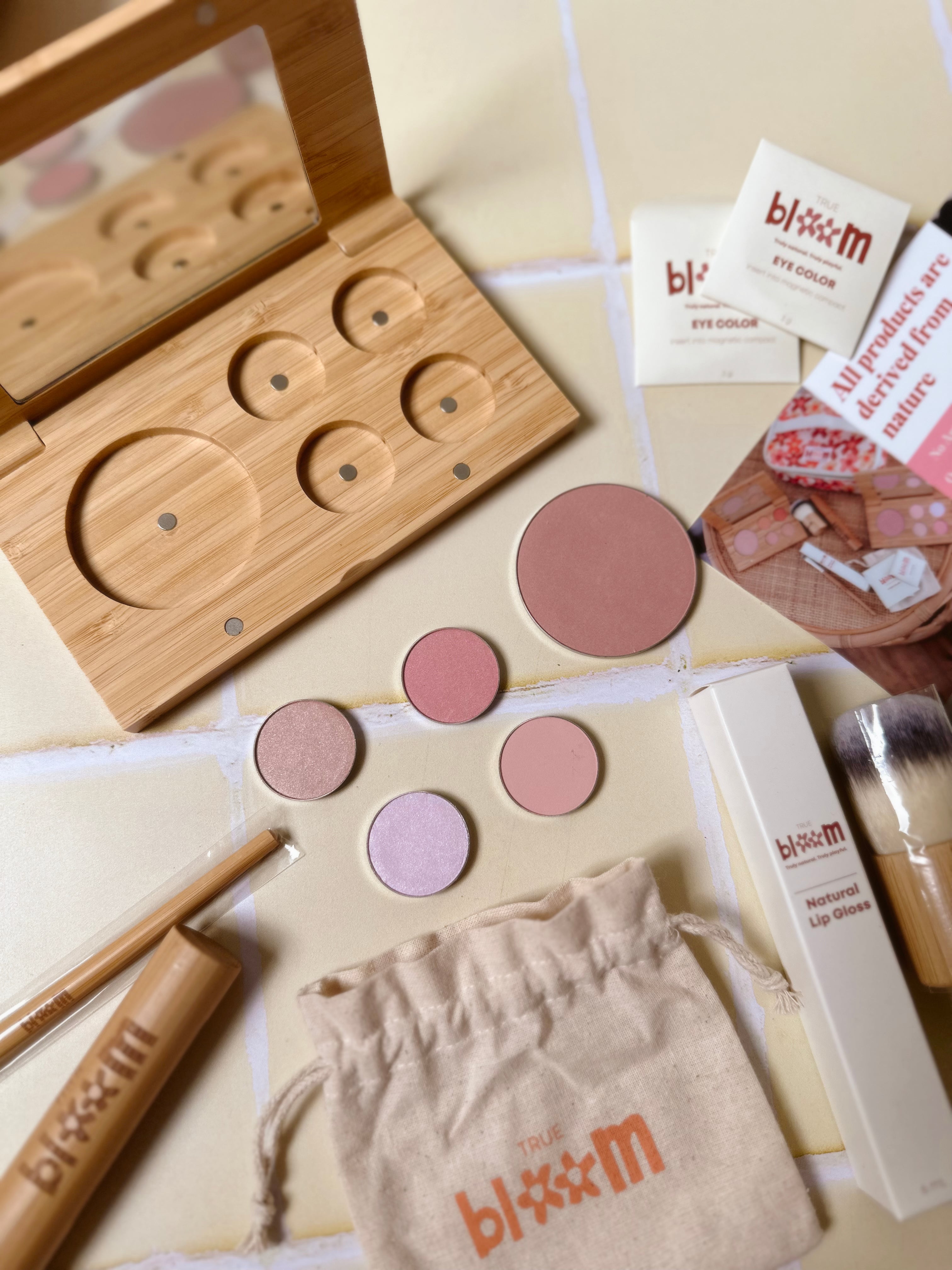 Bloom Makeup Kit for Children – 11 Pieces