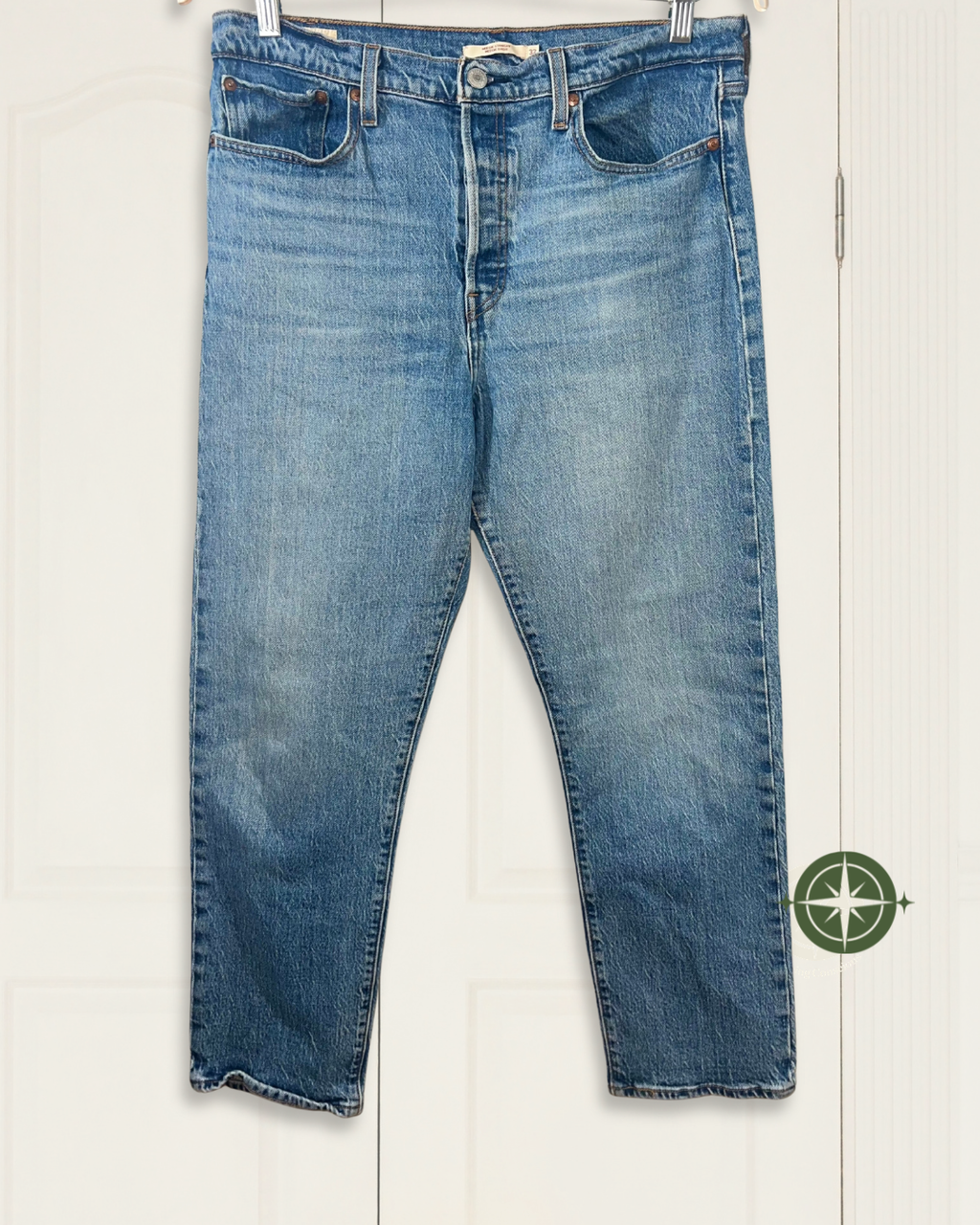 The JAZZY JIVE Levi's Premium Straight Leg Wedgie Denim Jeans
