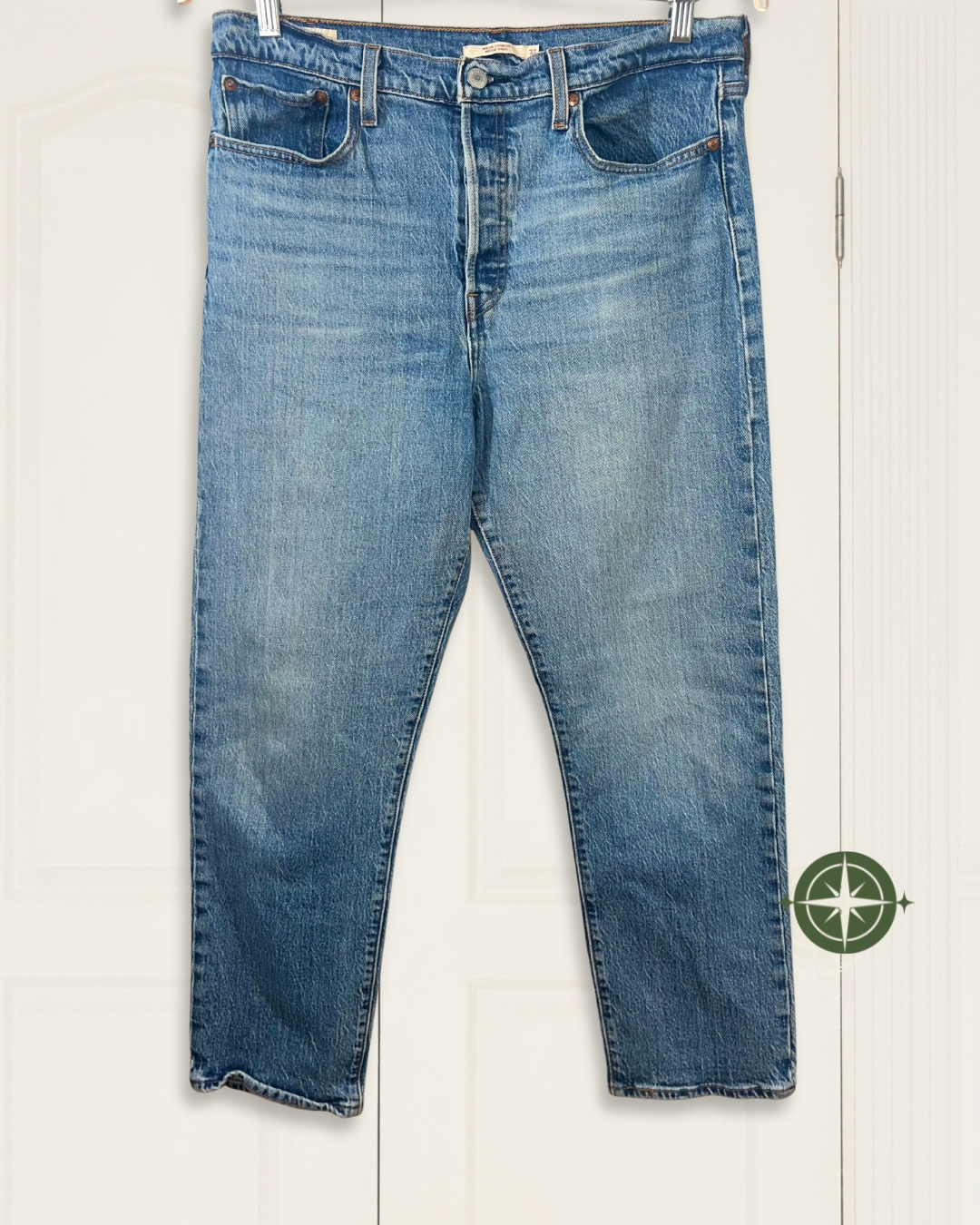 The JAZZY JIVE Levi's Premium Straight Leg Wedgie Denim Jeans