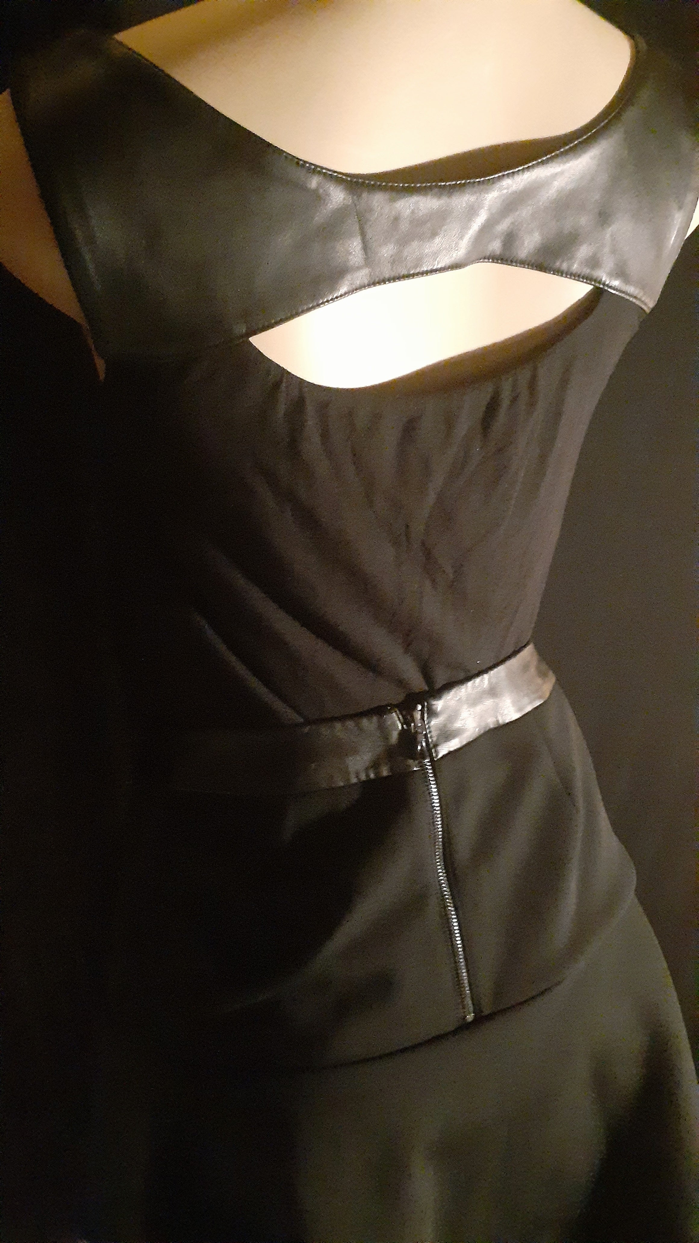 Vintage Vegan Leather Skater Skirt Set – M