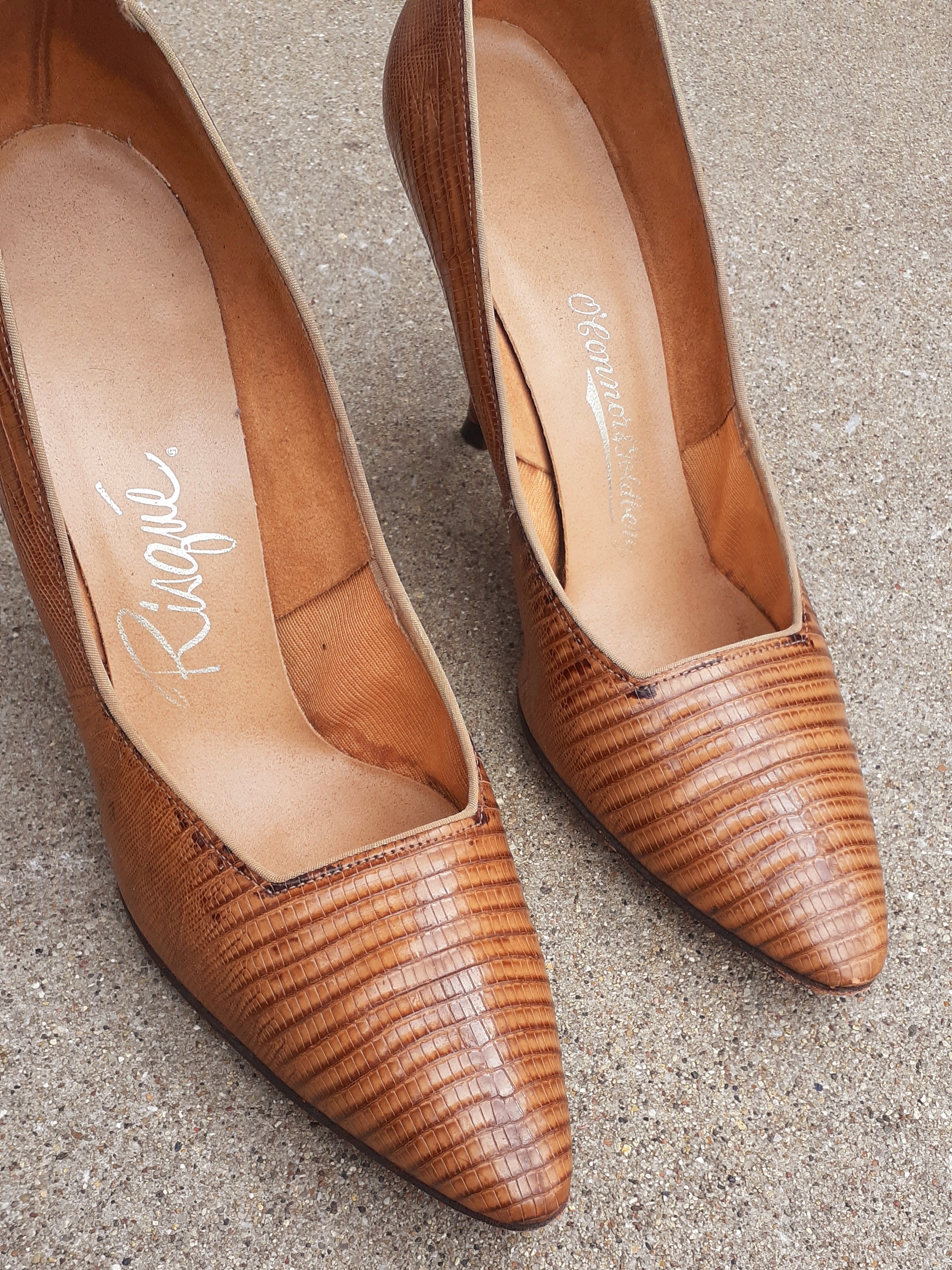 Vintage 1960s Snakeskin Pumps – Risque O’Connor + Goldberg, Size 6.5