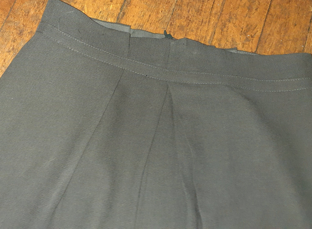 Vintage Emporio Armani Wool Crepe Pencil Skirt – Gray, Size 2 / IT 36