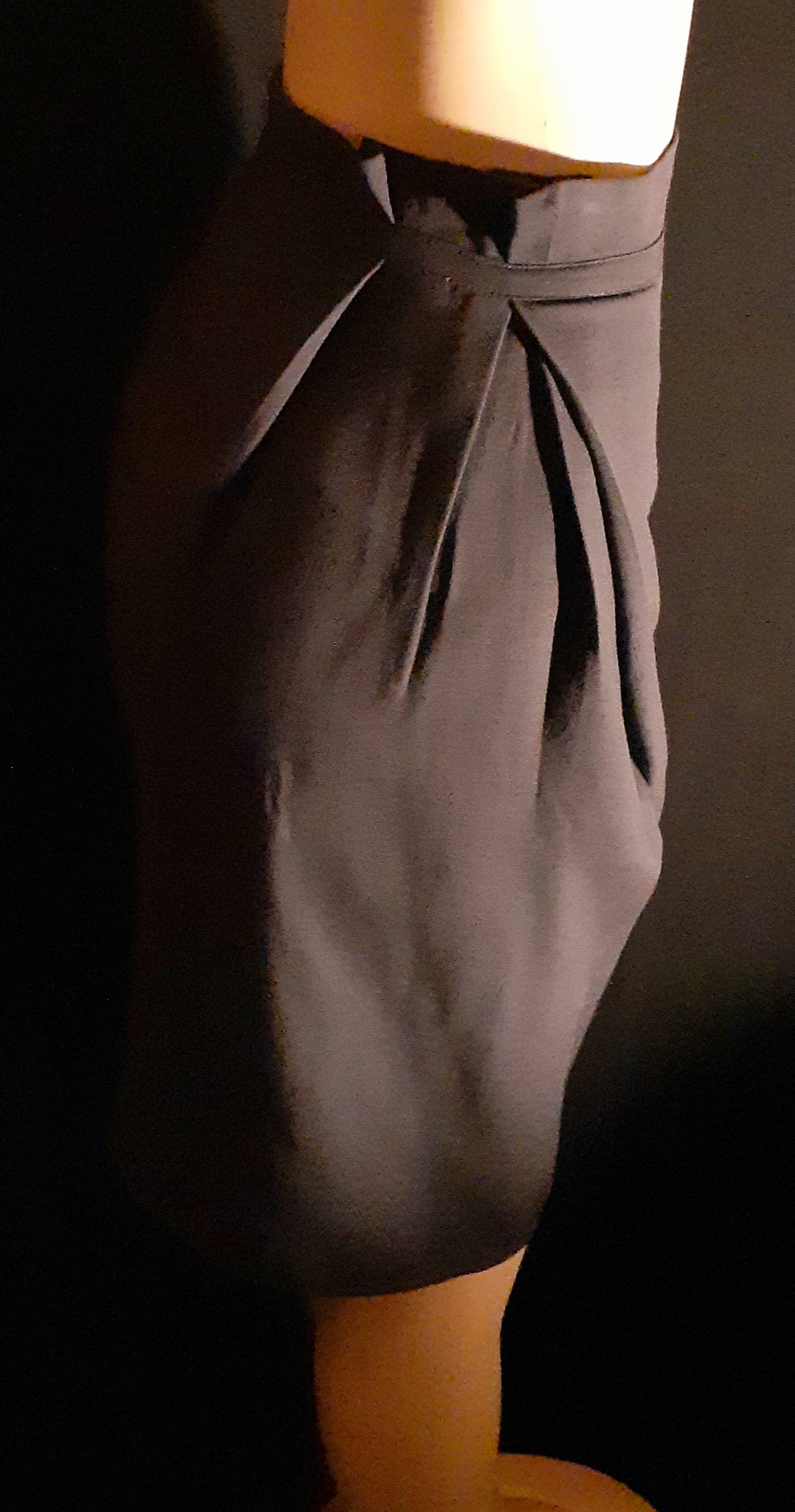 Vintage Emporio Armani Wool Crepe Pencil Skirt – Gray, Size 2 / IT 36