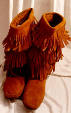 Authentic Vintage Minnetonka Moccasin Boots – Size 9, Genuine Suede
