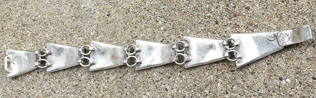 Vintage Mother of Pearl and Sterling Silver Bracelet – 7"
