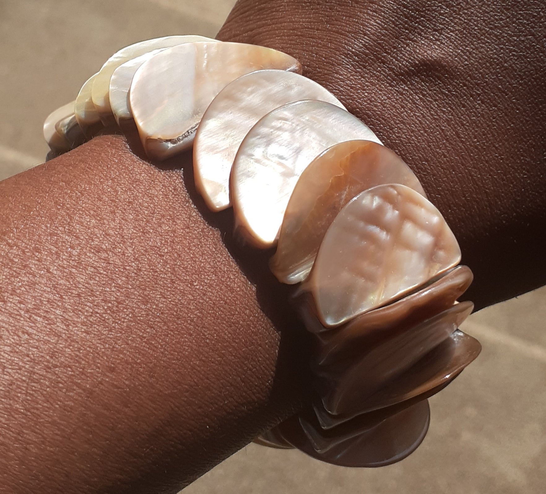 Vintage Natural Abalone Shell Stretch Bracelet