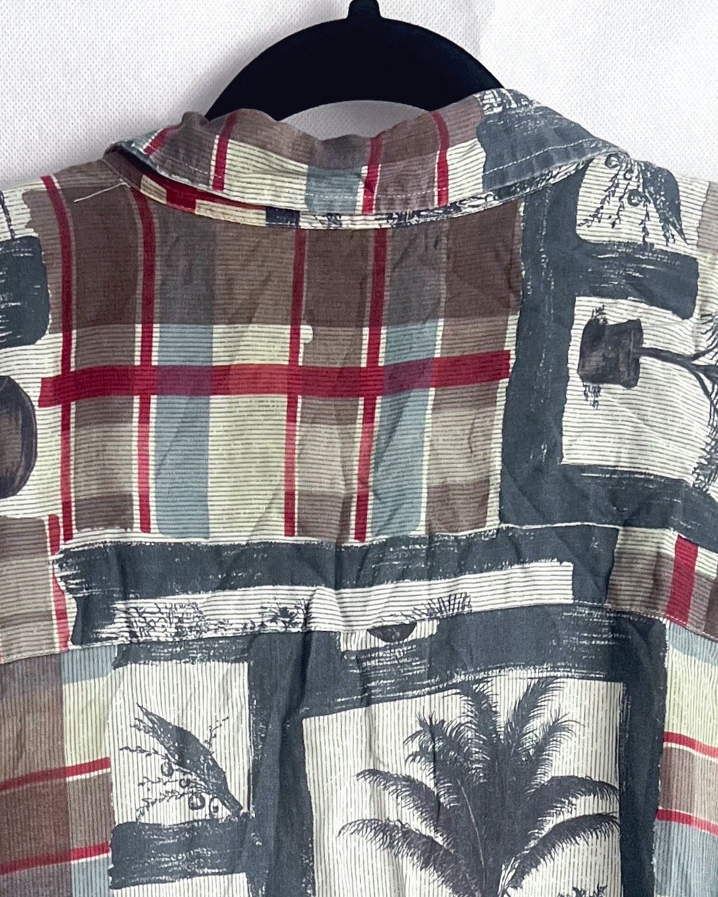The 90s RICH Vintage Cacharel Paris Short-Sleeve Button-Down Vacation Shirt