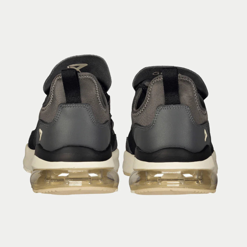 LA Gear Men’s Runyon Lowtop – Black x Gray