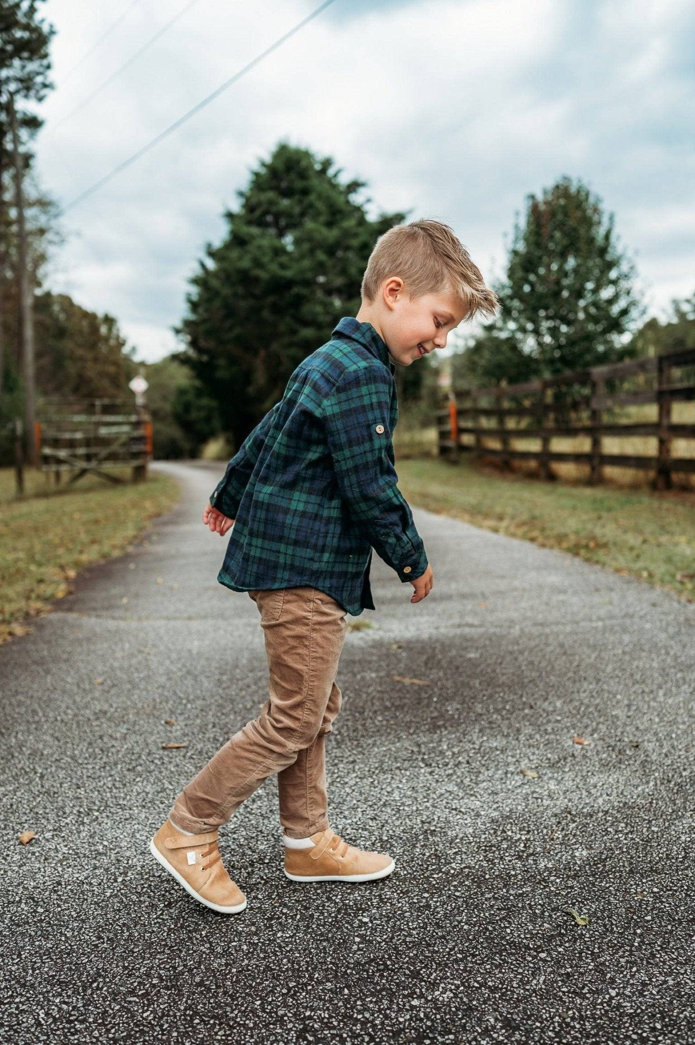 The William Toddler & Youth Sneaker