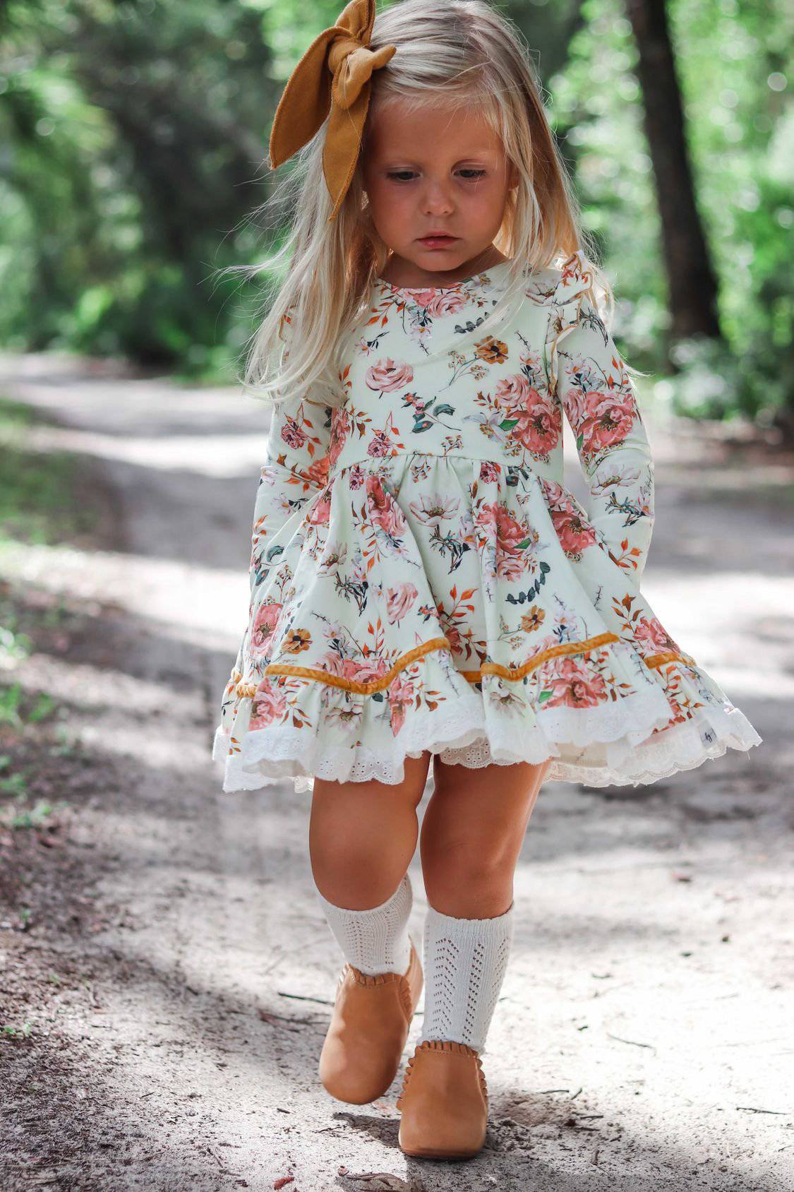 LLB Crochet Knee High Socks – 2 pairs in each order