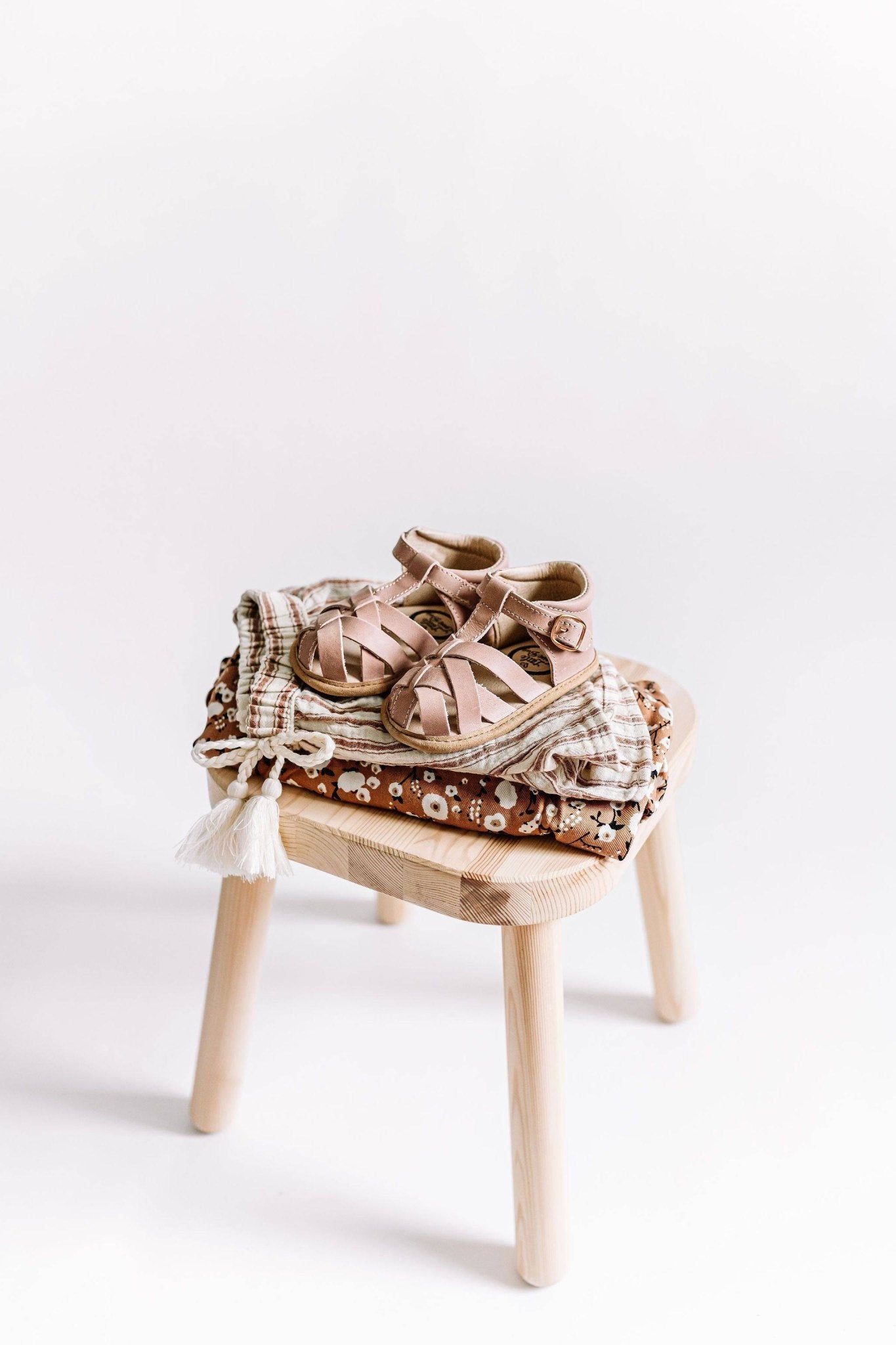 The Toddler & Kids Closed Toe Sandal