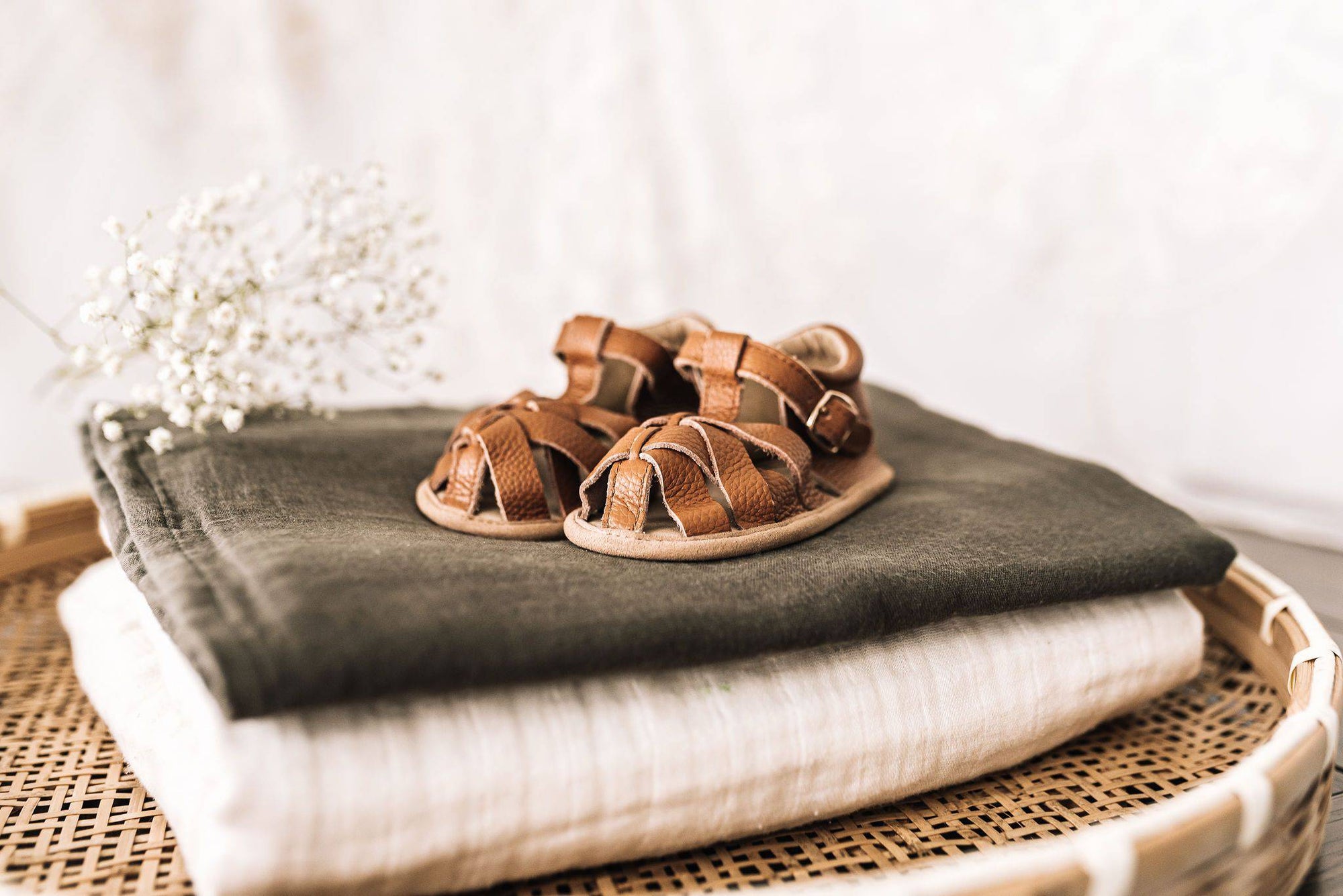The Toddler & Kids Closed Toe Sandal