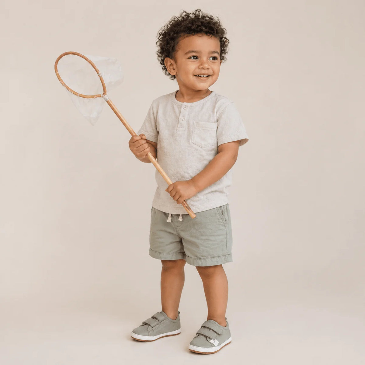 The LOW TOP Children's Barefoot Sneaker