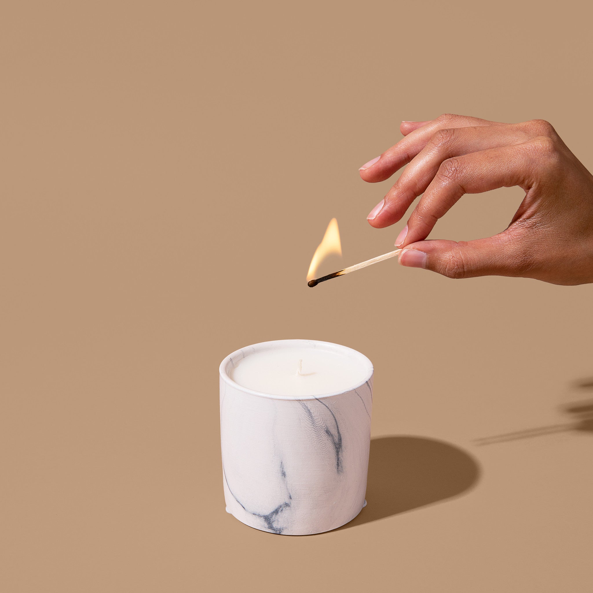 Passionate Fruit White Marble Candle – 6 Oz